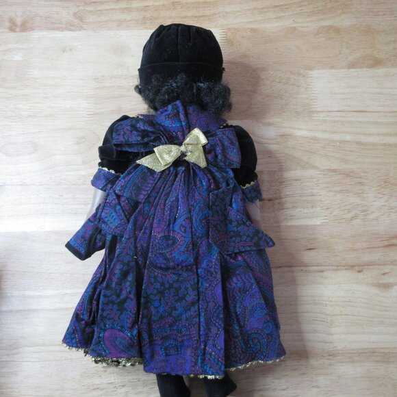 Victoria Ashlea Originals African American 16" doll - Picture 8 of 9